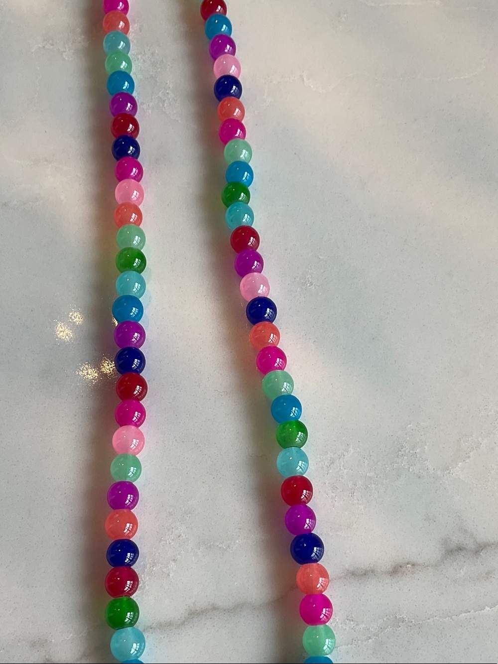 Multicolor glass Beaded Necklace with Fish charms with gold accents 🐟🐠🎣 - Picture 3 of 3